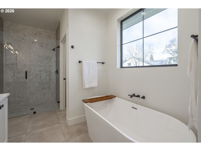 3302 FELTON St S, Salem, OR 97302
