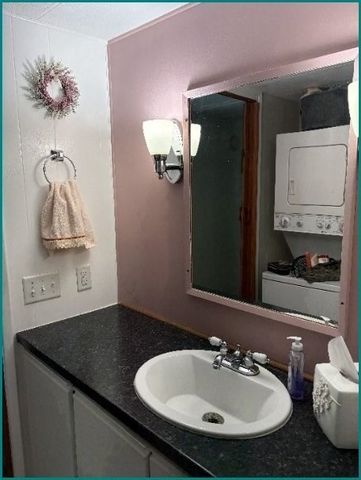 21 Parkwood Drive, Halifax, MA 02338