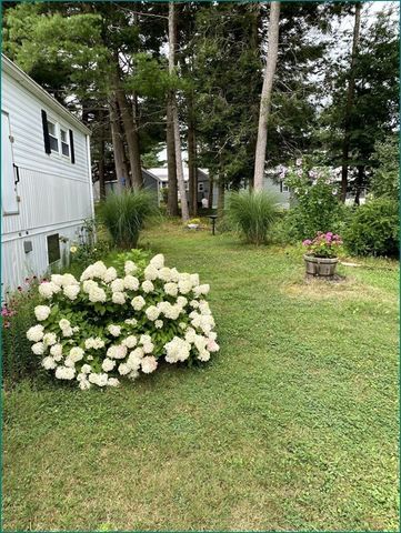 21 Parkwood Drive, Halifax, MA 02338