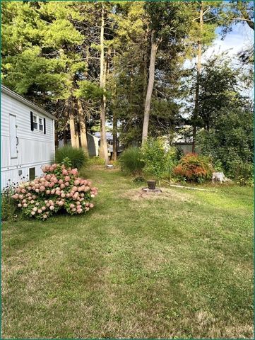 21 Parkwood Drive, Halifax, MA 02338