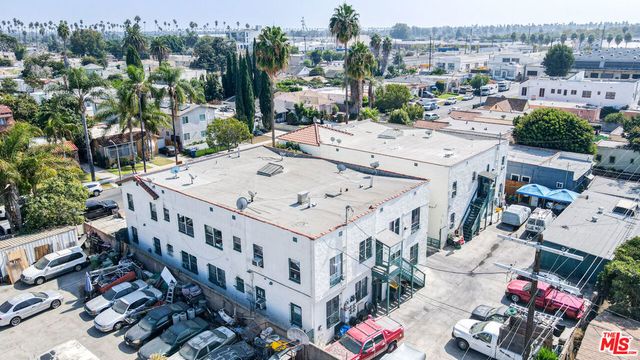 3427 S Norton Avenue, Los Angeles, CA 90018