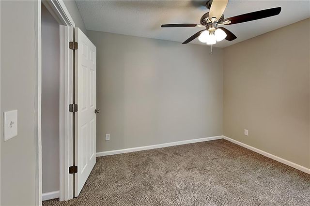 28 Greystone Ridge, Hiram, GA 30141