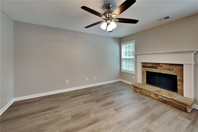 28 Greystone Ridge, Hiram, GA 30141