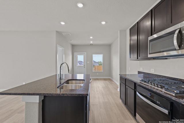 4727 Fireweed Court, San Antonio, TX 78263