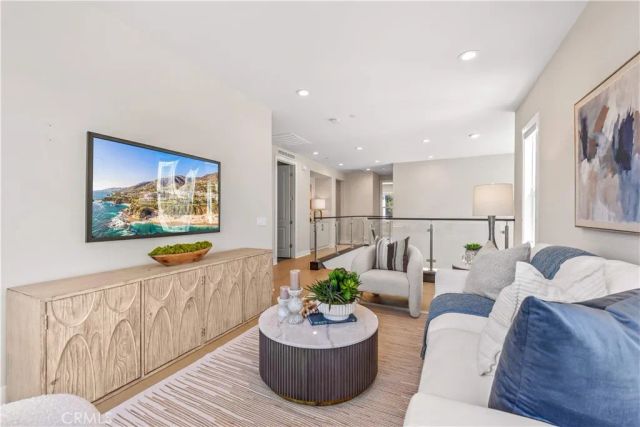 400 Riverbend, Lake Forest, CA 92630