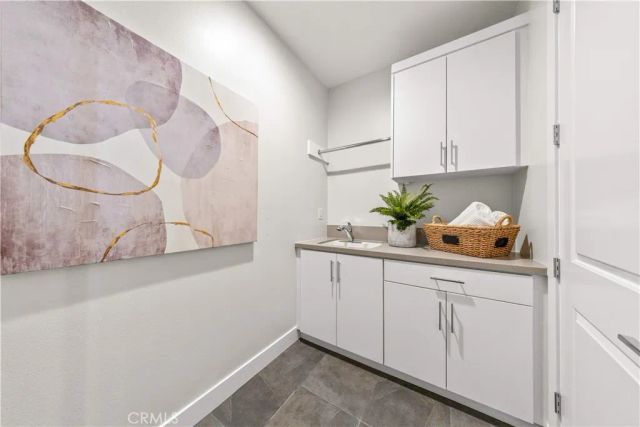 400 Riverbend, Lake Forest, CA 92630