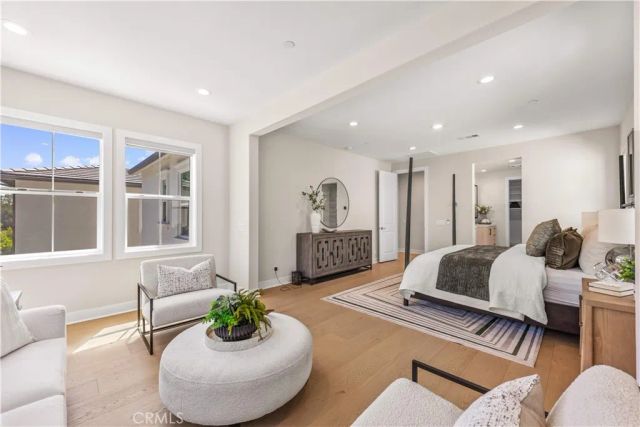 400 Riverbend, Lake Forest, CA 92630