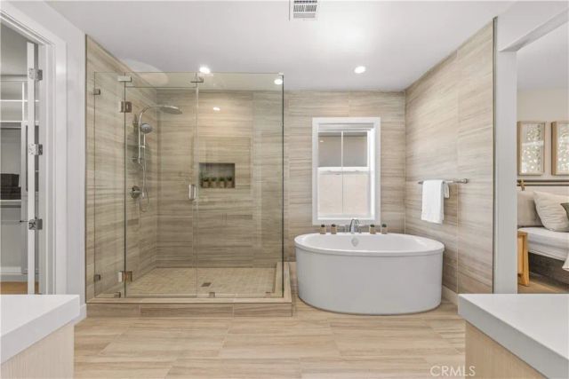 400 Riverbend, Lake Forest, CA 92630