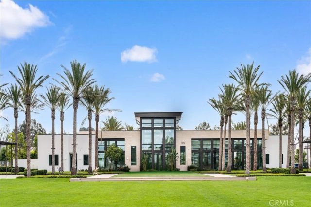 400 Riverbend, Lake Forest, CA 92630