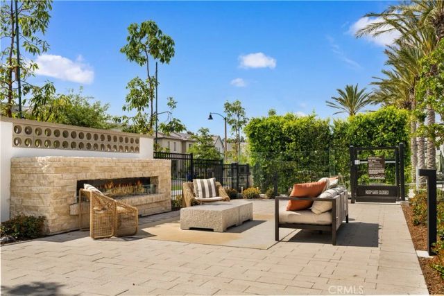 400 Riverbend, Lake Forest, CA 92630
