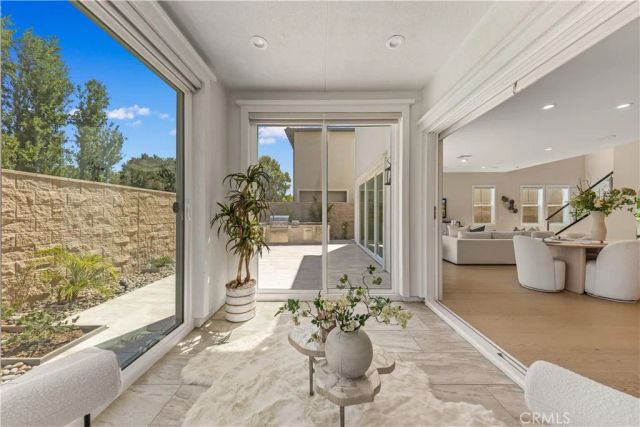 400 Riverbend, Lake Forest, CA 92630