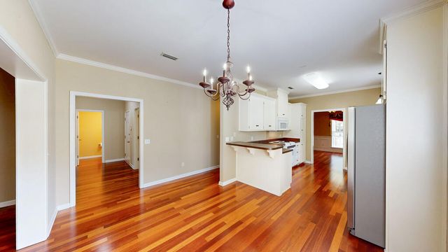 104 Orchard Circle, Dothan, AL 36305
