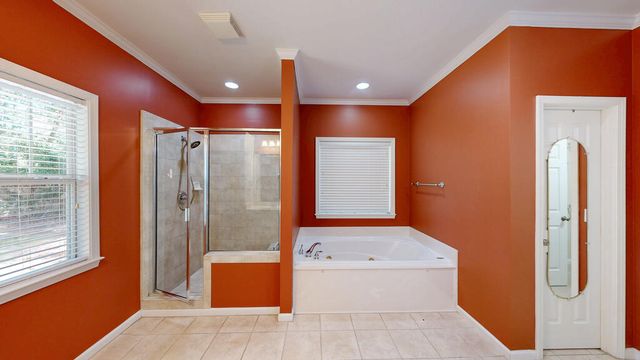 104 Orchard Circle, Dothan, AL 36305