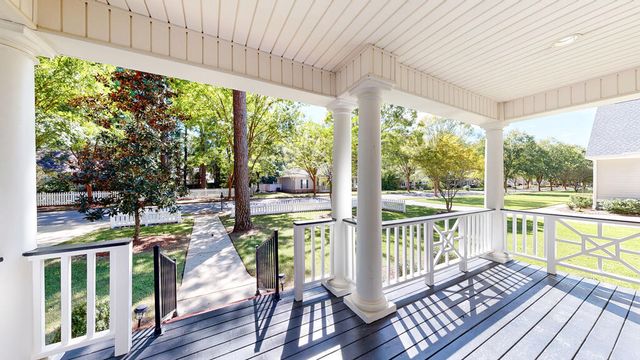 104 Orchard Circle, Dothan, AL 36305