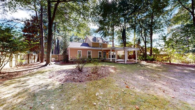 104 Orchard Circle, Dothan, AL 36305