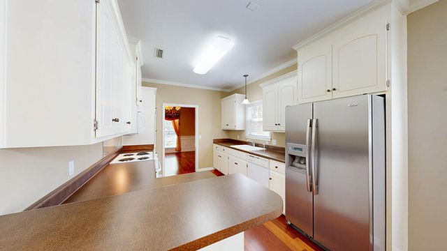 104 Orchard Circle, Dothan, AL 36305