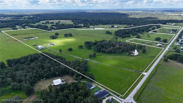 1058 Griffin Road, Wauchula, FL 33873