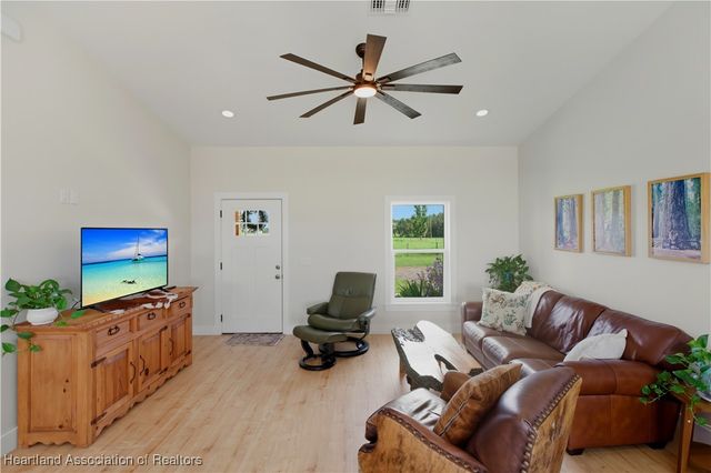 1058 Griffin Road, Wauchula, FL 33873