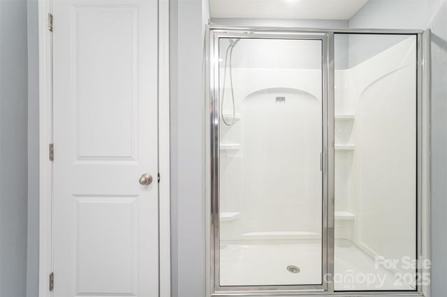 6020 Fort Bend Drive, Charlotte, NC 28214