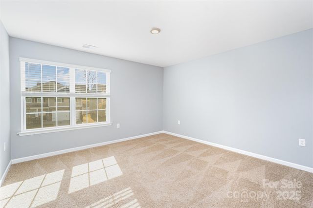 6020 Fort Bend Drive, Charlotte, NC 28214