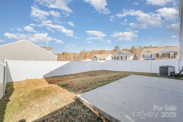 6020 Fort Bend Drive, Charlotte, NC 28214