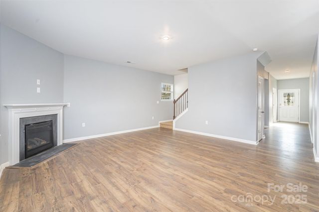 6020 Fort Bend Drive, Charlotte, NC 28214