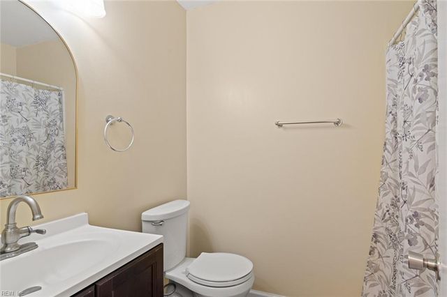 410 Cottonwood ST, Newport News, VA 23608