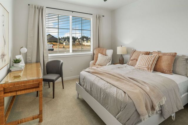 12213 N VALENCIA Ave, Spokane, WA 99218