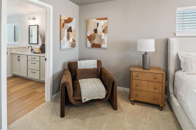 12213 N VALENCIA Ave, Spokane, WA 99218