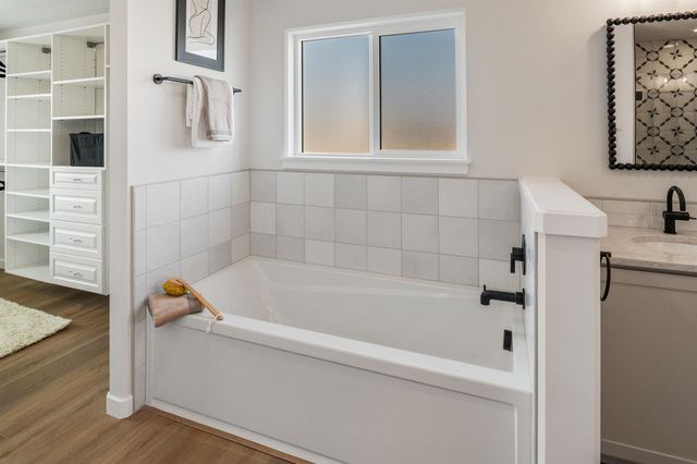 12213 N VALENCIA Ave, Spokane, WA 99218