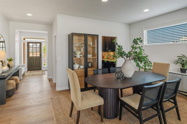 12213 N VALENCIA Ave, Spokane, WA 99218