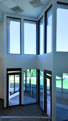 101 State Drive Suite H, Hollister, MO 65672