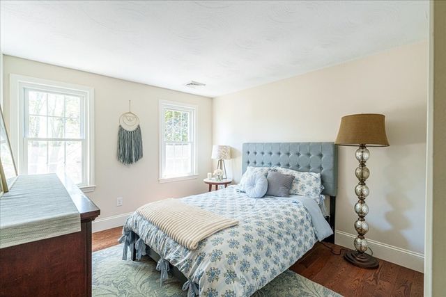 2 Tammie Rd, Hopedale, MA 01747