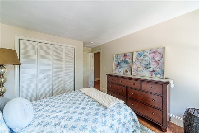 2 Tammie Rd, Hopedale, MA 01747