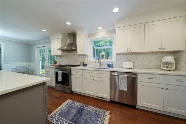 2 Tammie Rd, Hopedale, MA 01747