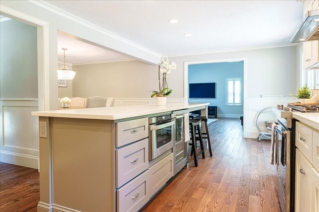 2 Tammie Rd, Hopedale, MA 01747