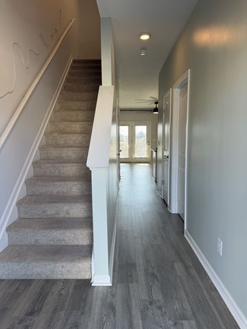 102 Cecil Rd, Lebanon, TN 37087