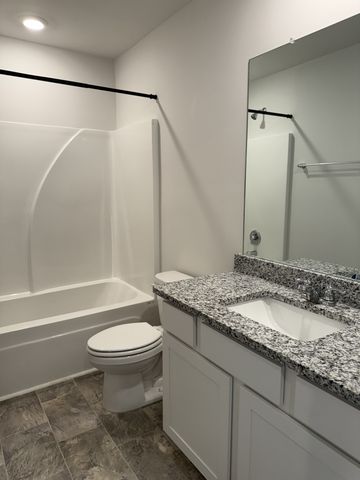 102 Cecil Rd, Lebanon, TN 37087