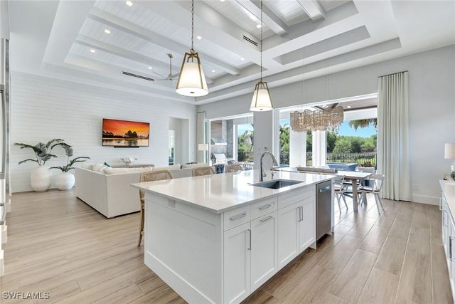 3344 Kumamoto LN, Naples, FL 34114