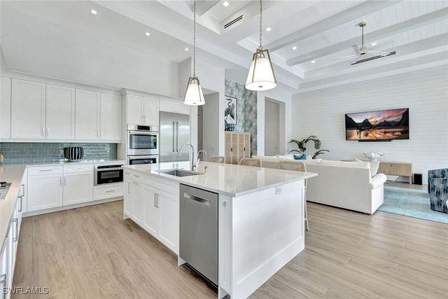 3344 Kumamoto LN, Naples, FL 34114