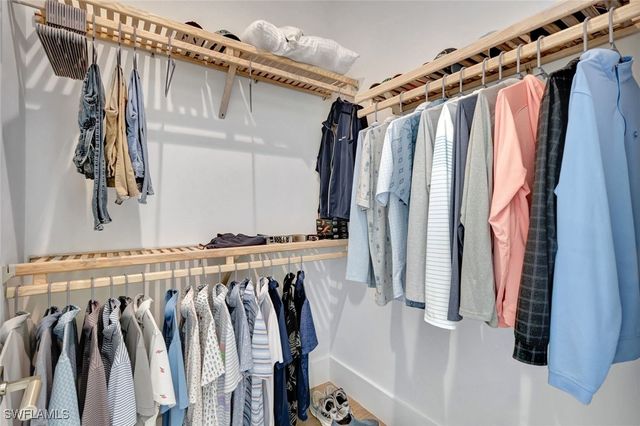 3344 Kumamoto LN, Naples, FL 34114