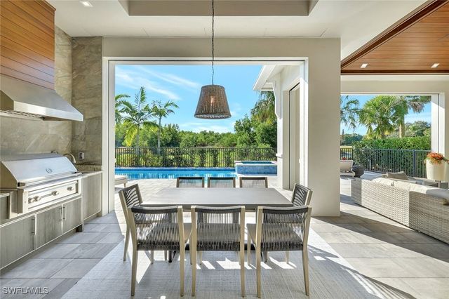 3344 Kumamoto LN, Naples, FL 34114