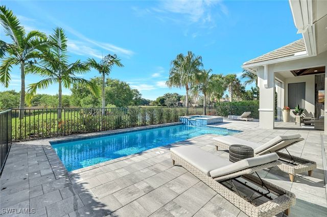 3344 Kumamoto LN, Naples, FL 34114