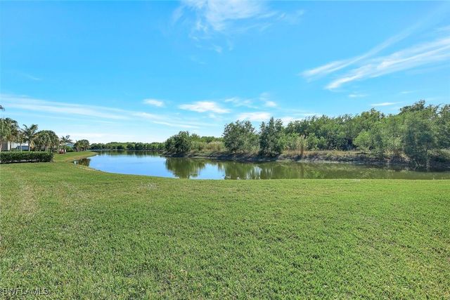 3344 Kumamoto LN, Naples, FL 34114