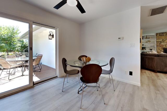 909 Newcastle Ct, Modesto, CA 95355