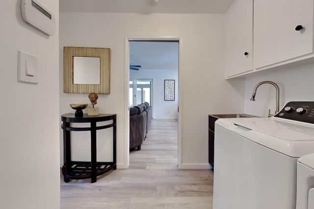 909 Newcastle Ct, Modesto, CA 95355