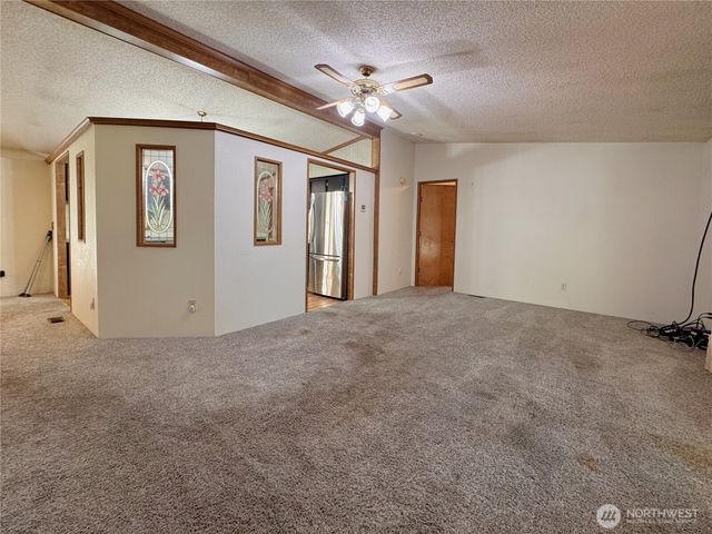 21621 186th Street E, Orting, WA 98360