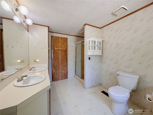 21621 186th Street E, Orting, WA 98360