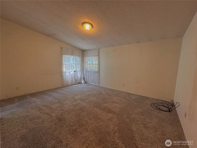 21621 186th Street E, Orting, WA 98360