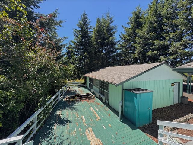 21621 186th Street E, Orting, WA 98360